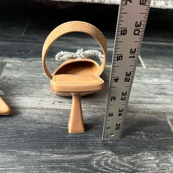 NWOT Zara Bow Slingback Neutral Heels Size 40 - Picture 15 of 15